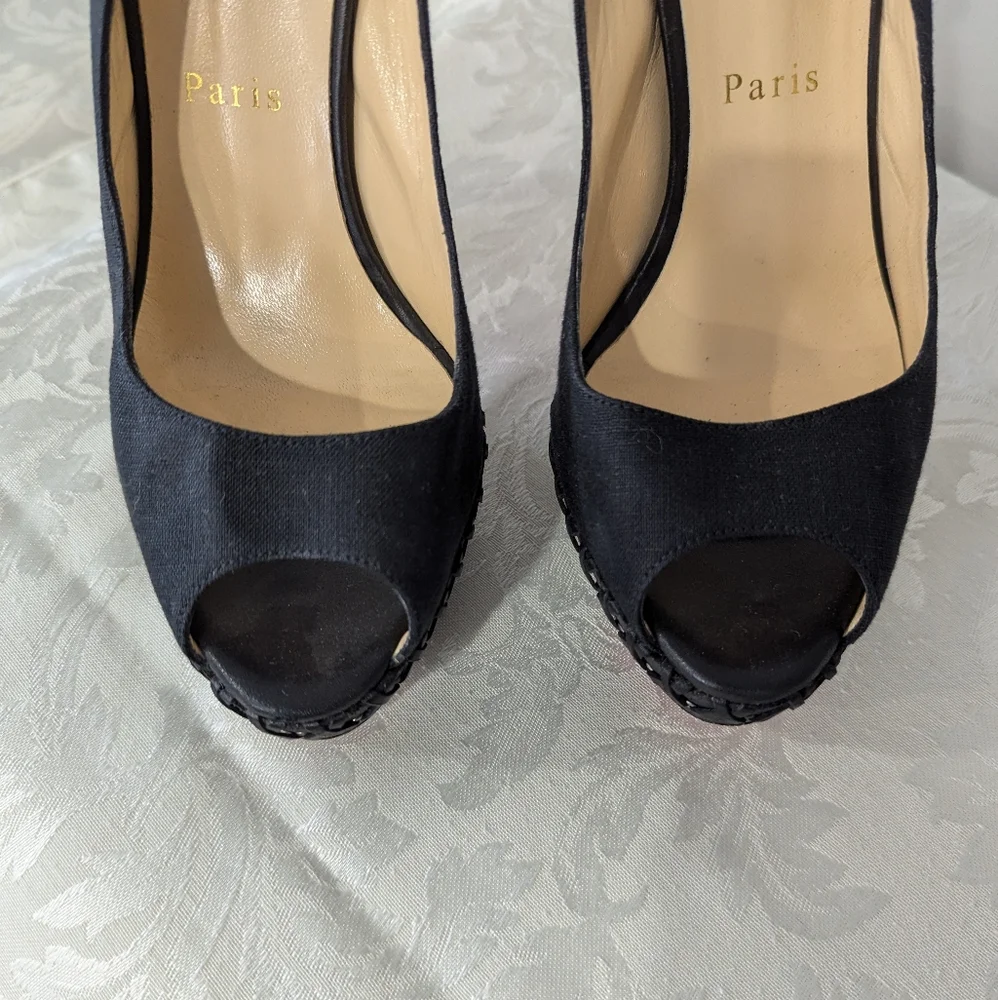 Christian Louboutin Peep Toe Slingbacks Size 38 red and black slingback